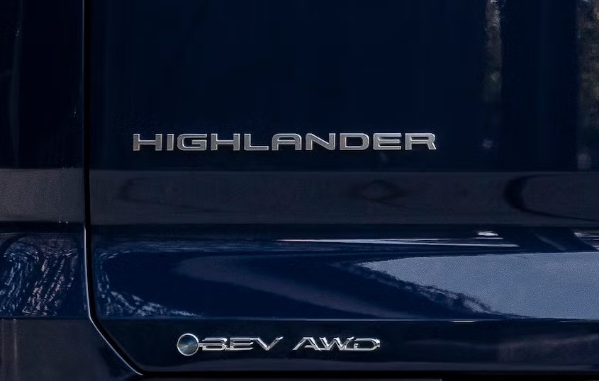 2027 Toyota Highlander Ushers in a New EV Era for the SUV Market