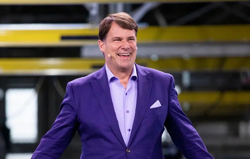 Jim Farley’s Chinese EV Test Drive vs. Tesla