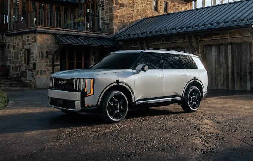 Kia Recalls Thousands of Telluride SUVs Over Seatbelt Defect