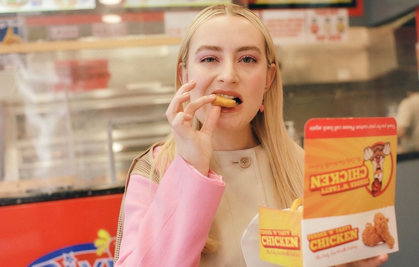 Amelia Dimoldenberg Announces the End of "Chicken Shop Date"