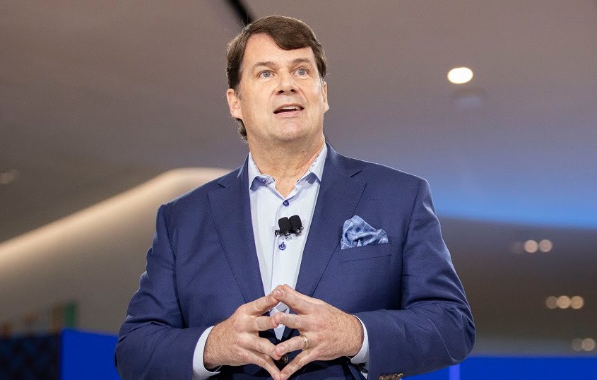 Ford CEO Says Europe Is ‘Too Late’ to Stop Chinese Rivals